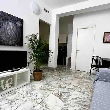 Appartamento Bocca Di Magra * Bocca di Magra